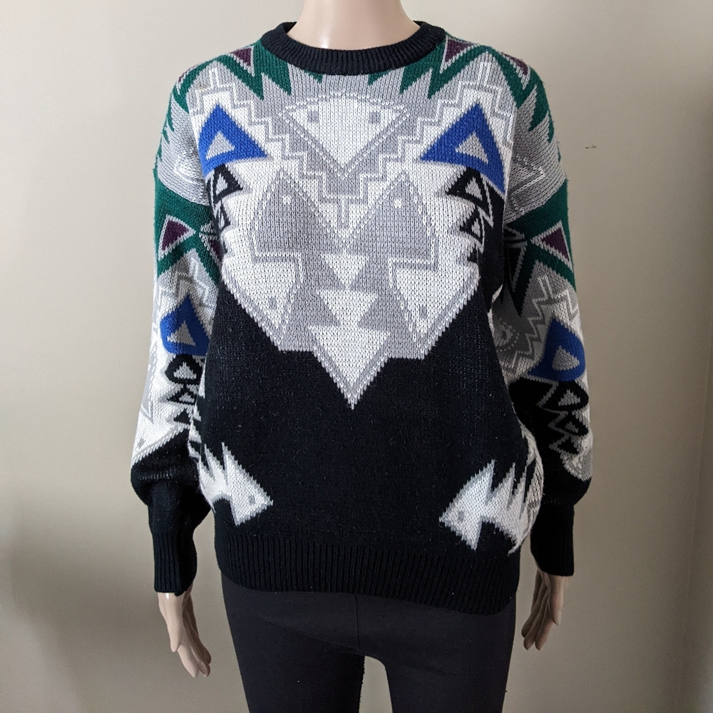 Adventure fair isle knit pattern crewneck sweater, size medium